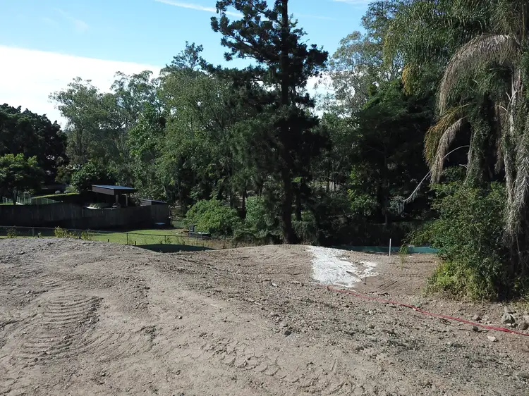 15 Lugg Street, Bardon QLD 4065