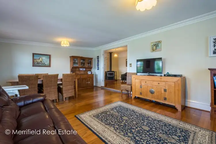 Seventh view of Homely house listing, 2 Durman Place, Mount Melville WA 6330