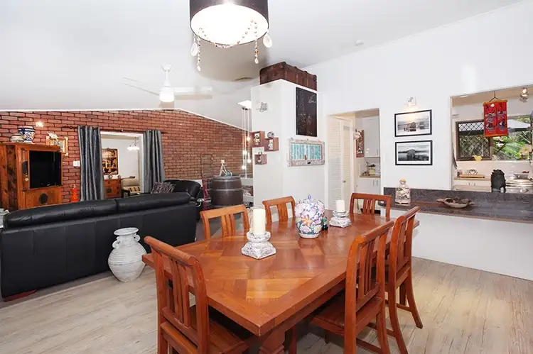 2/11 Parsons Street, Nambour QLD 4560
