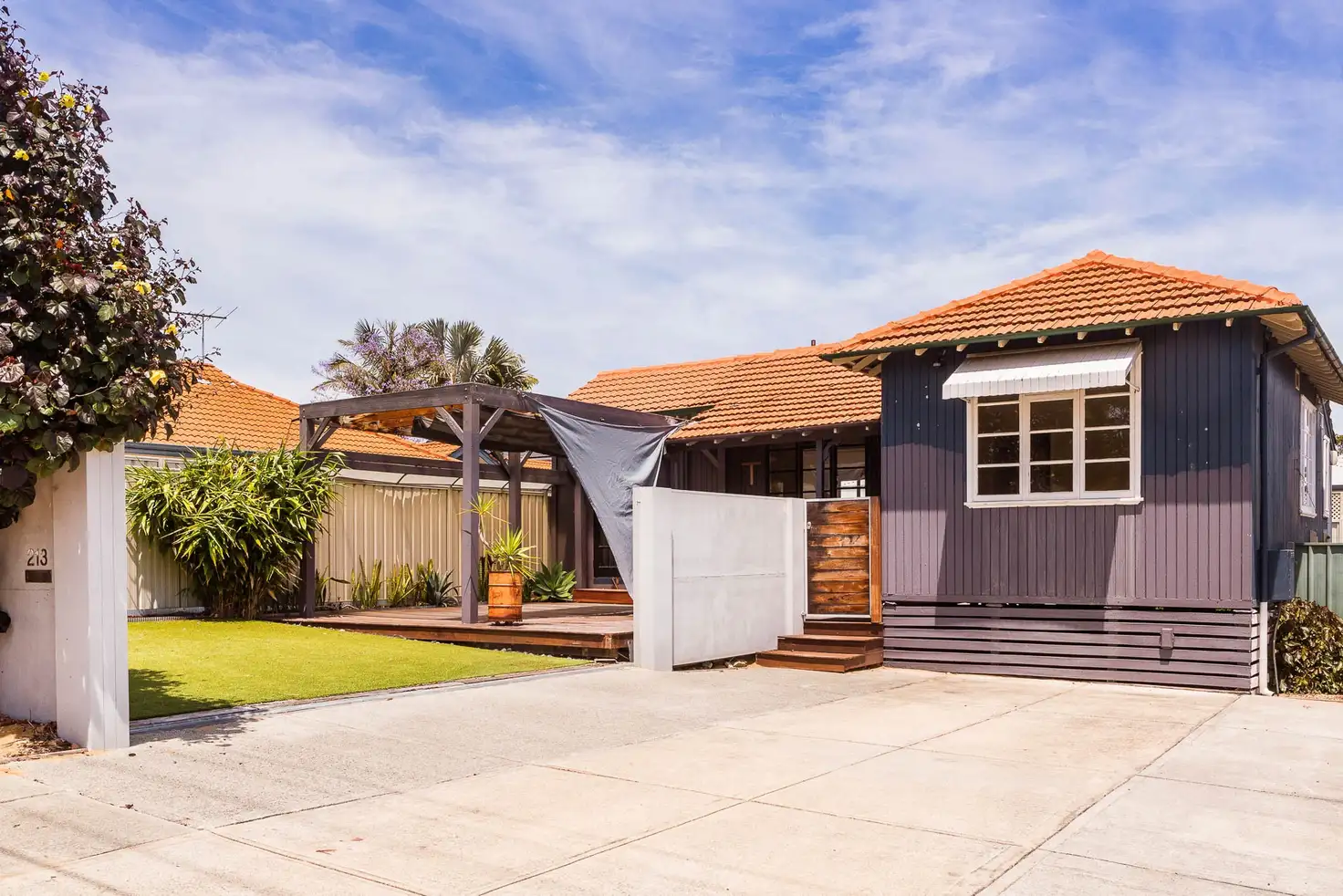 Main view of Homely house listing, 213 Huntriss Road, Doubleview WA 6018
