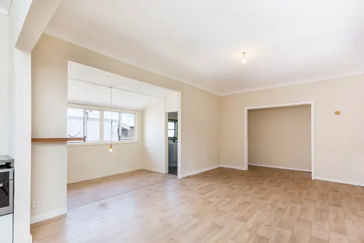 Fifth view of Homely house listing, 213 Huntriss Road, Doubleview WA 6018