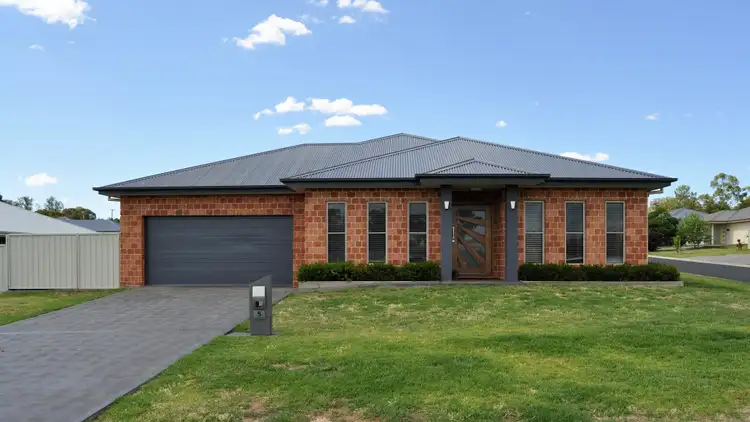 5 Hollingsworth Drive, Gulgong NSW 2852
