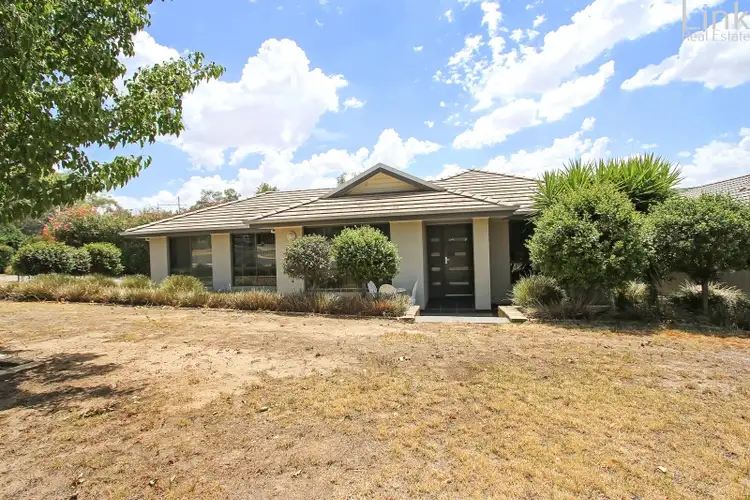 5 Honeyeater Circuit, Thurgoona NSW 2640