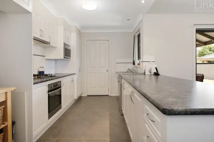 Fifth view of Homely house listing, 5 Honeyeater Circuit, Thurgoona NSW 2640