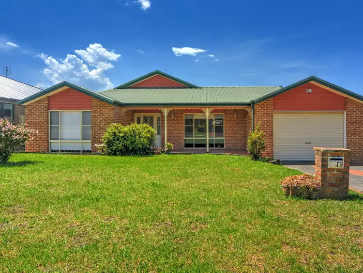 19 Sophia Road, Worrigee NSW 2540