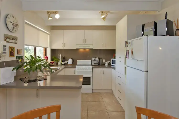 Sixth view of Homely house listing, 390 Red Hill Court, Lavington NSW 2641