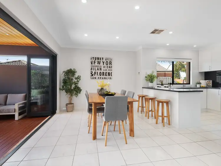 9A Ornum Place, Innaloo WA 6018