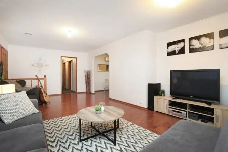 Sixth view of Homely house listing, 17 Gabrielle Crescent, Gladstone Park VIC 3043