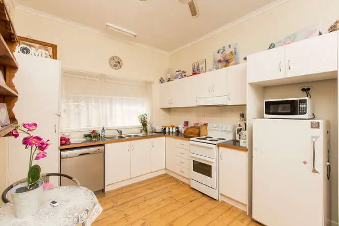 Third view of Homely house listing, 16 Thirteenth Street, Mildura VIC 3500