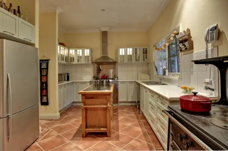 Second view of Homely house listing, 5 Francis Street, Cockatoo VIC 3781