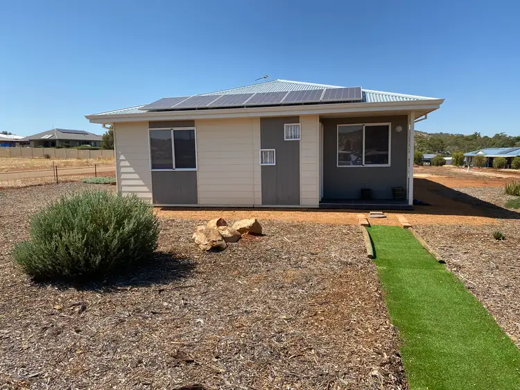56 Andrews Ave, York WA 6302