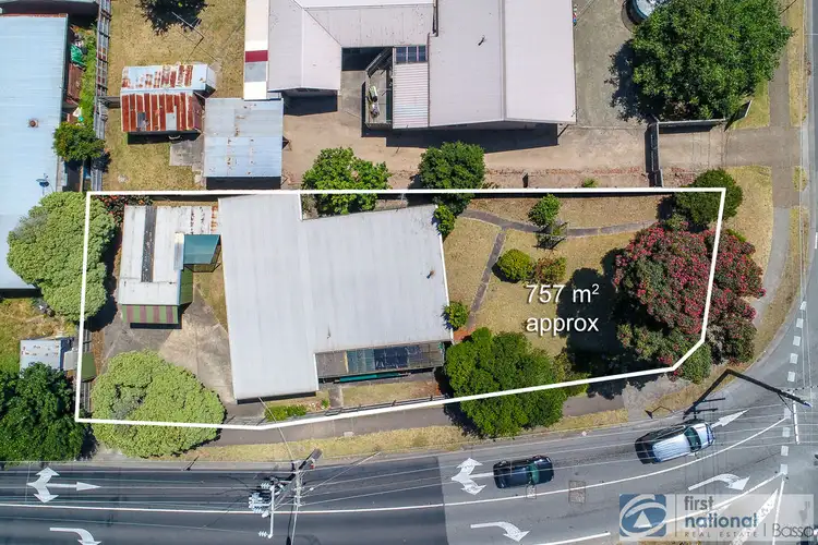 82 Boneo Rd, Rosebud VIC 3939