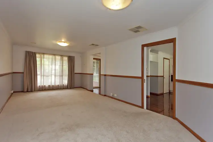 Sixth view of Homely house listing, 33 Irene Court, North Albury NSW 2640