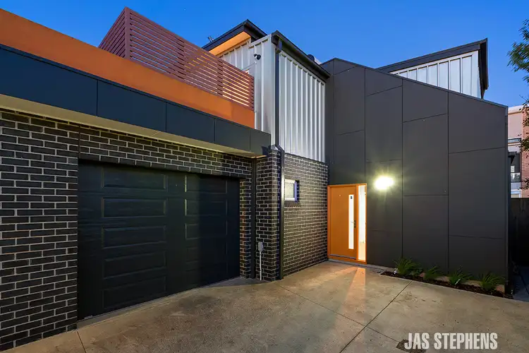 4/17 Clarke Street, West Footscray VIC 3012