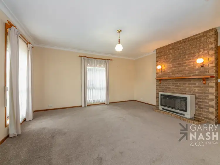 Second view of Homely house listing, 8 Waratah Drive, Wangaratta VIC 3677