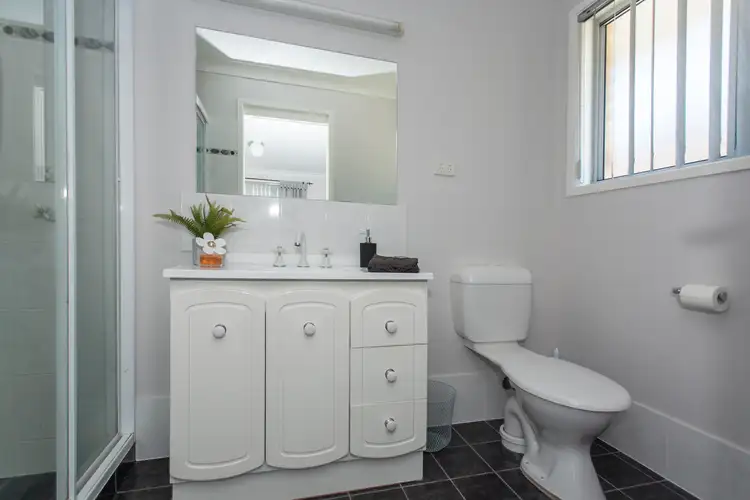 Fourth view of Homely house listing, 32 Avard Close, Thornton NSW 2322