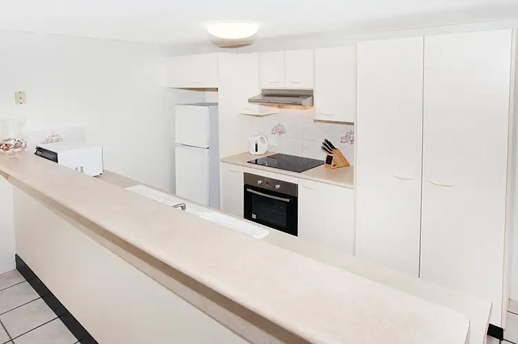 2/19 Pandanus Street, Mudjimba QLD 4564
