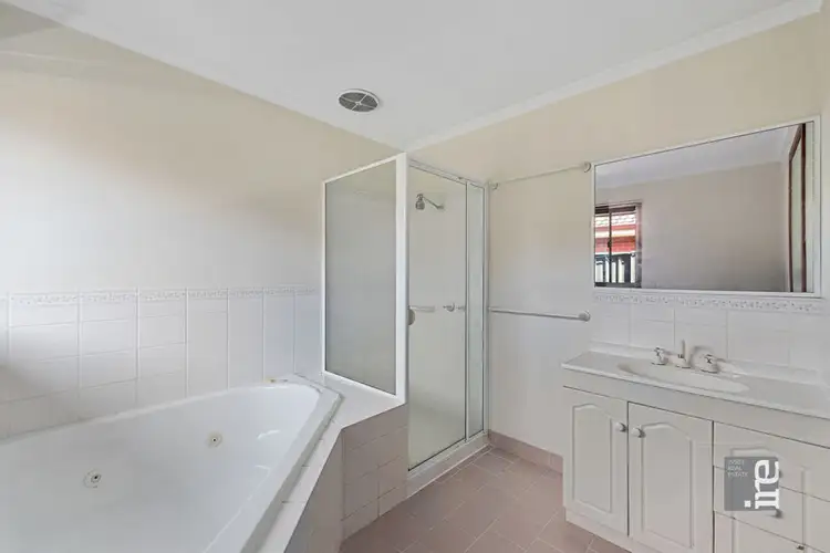Sixth view of Homely house listing, 8 Milnes Creek Drive, Wangaratta VIC 3677