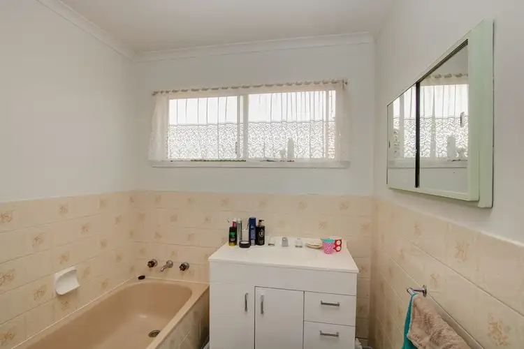 Fifth view of Homely house listing, 11 Trento Avenue, Horsham VIC 3400