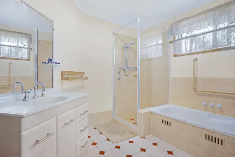 Fifth view of Homely unit listing, 4/127 Anderson Drive, Tarro NSW 2322