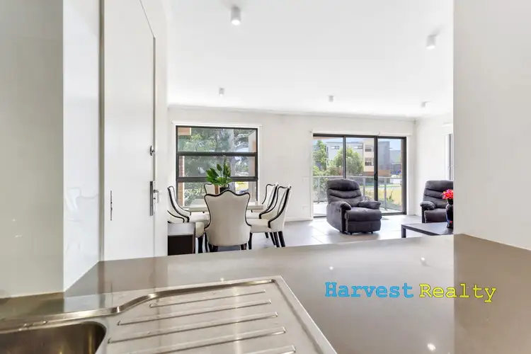 Sixth view of Homely apartment listing, 20 Hinterland Close, Lynbrook VIC 3975