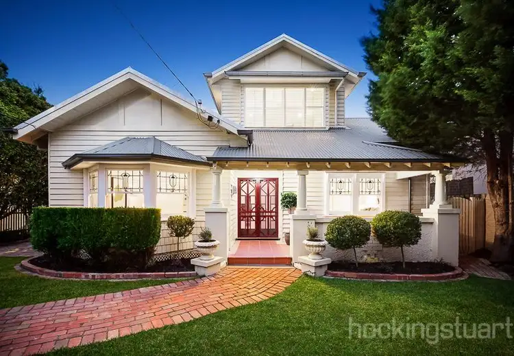 54 Linacre Road, Hampton VIC 3188