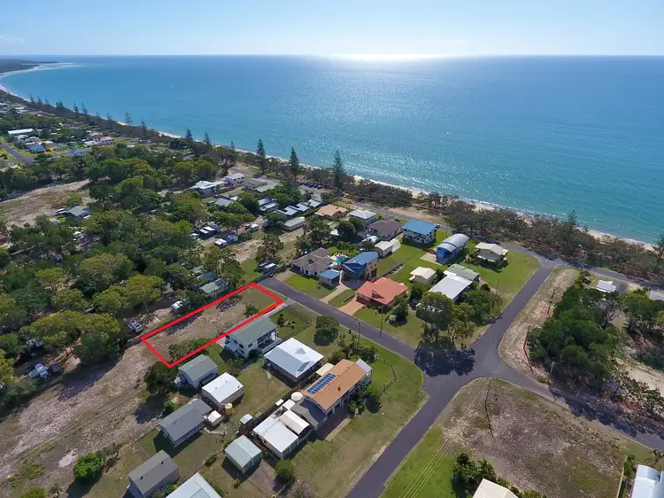 7 Pine Court, Woodgate QLD 4660