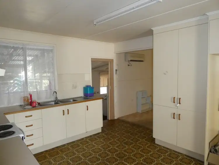 Fifth view of Homely house listing, 32 VICTORIA STREET, Biggenden QLD 4621