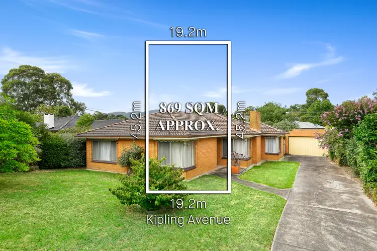 42 Kipling Avenue, Mooroolbark VIC 3138