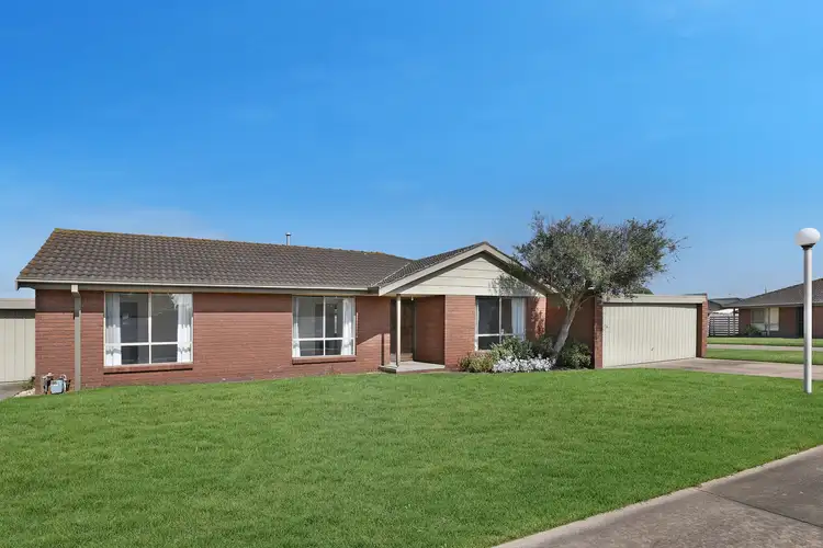5 Hutchings Court