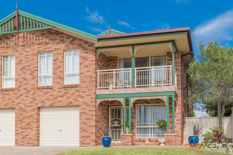28 Seaspray Close, Caves Beach NSW 2281