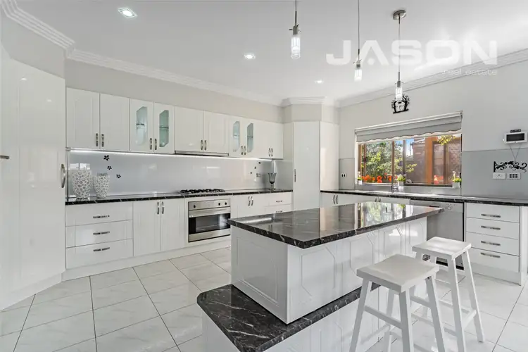 Third view of Homely house listing, 7 Pirianda Court (Greenvale Lakes), Greenvale VIC 3059