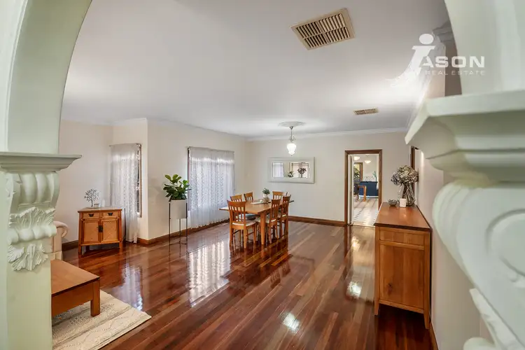 Fourth view of Homely house listing, 2 Cannes Court, Greenvale VIC 3059
