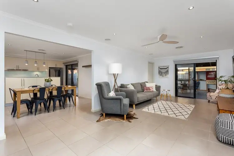 Second view of Homely house listing, 5 Ward Court, Altona Meadows VIC 3028