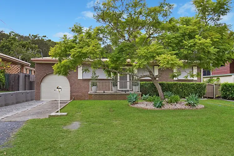 11 James Road, Tweed Heads South NSW 2486