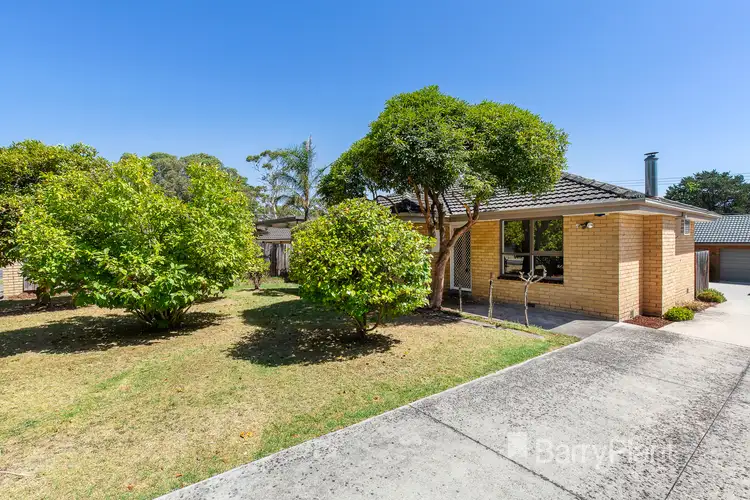 5 Lawson Road, Mooroolbark VIC 3138
