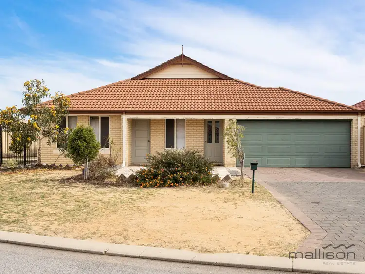 37 Urquhart Court, Canning Vale WA 6155