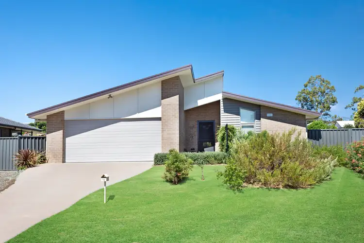 19 Olivia Place, North Rothbury NSW 2335