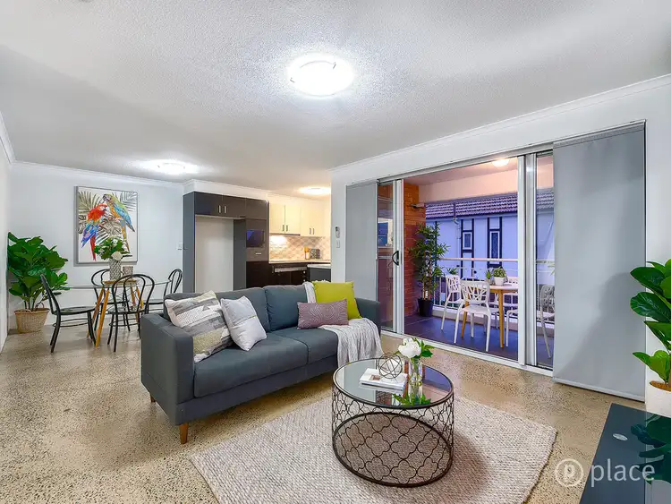 Third view of Homely unit listing, 1/28 Rossiter Parade, Hamilton QLD 4007