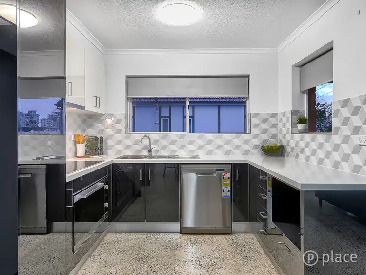 Fourth view of Homely unit listing, 1/28 Rossiter Parade, Hamilton QLD 4007