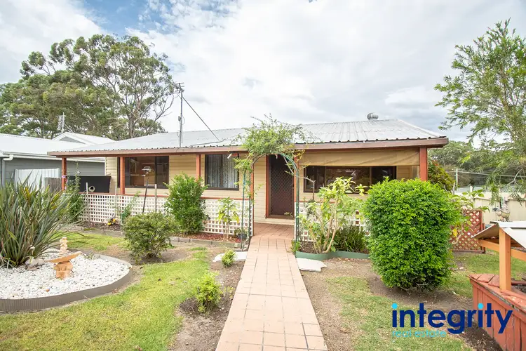 24 Audrey Avenue, Basin View NSW 2540