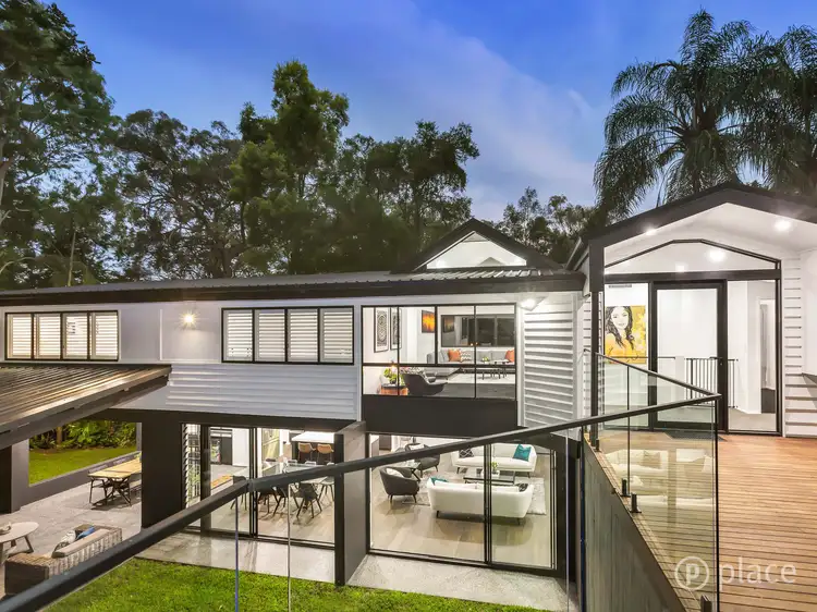 16 Angus St, Bardon QLD 4065