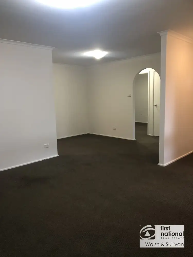 10-12 Kenneth Avenue