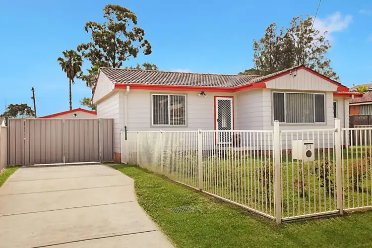 21 Matfen Close, Maryland NSW 2287