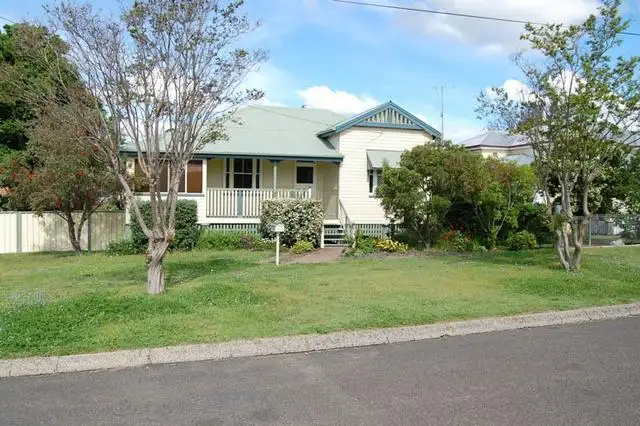 26 Gore Street, Warwick QLD 4370