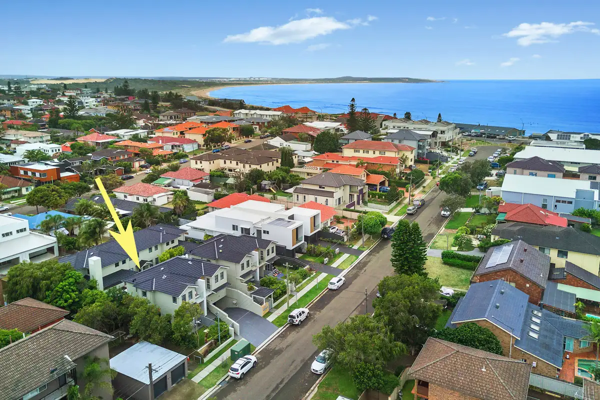 Main view of Homely townhouse listing, 1/21-23 Tullimbar Road, Cronulla NSW 2230