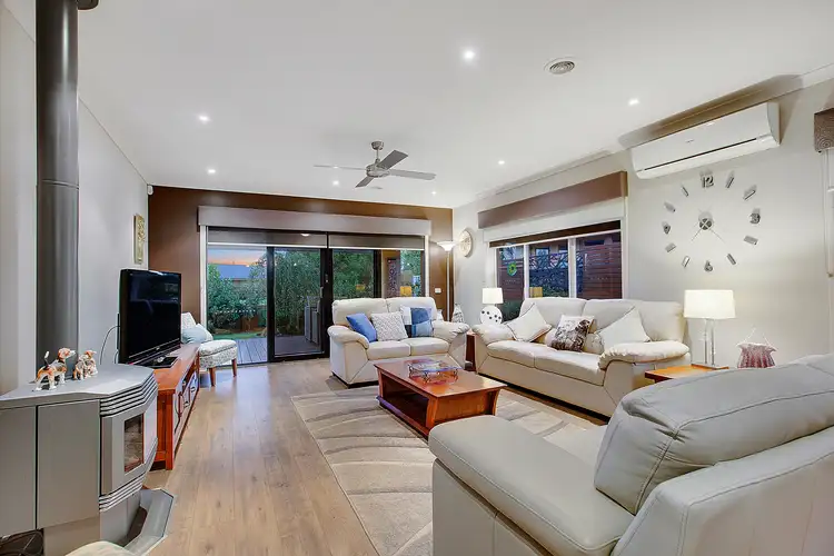 Sixth view of Homely house listing, 42 Warrego Circuit,, Sandhurst VIC 3977