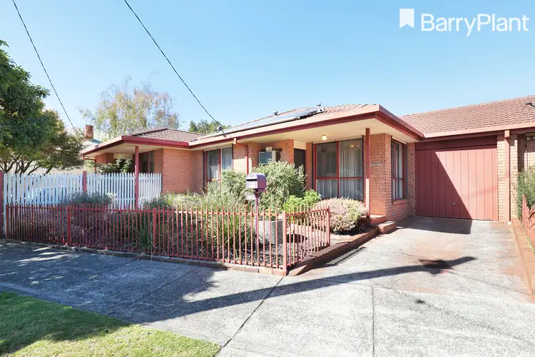 2/83 Carlisle Crescent, Hughesdale VIC 3166