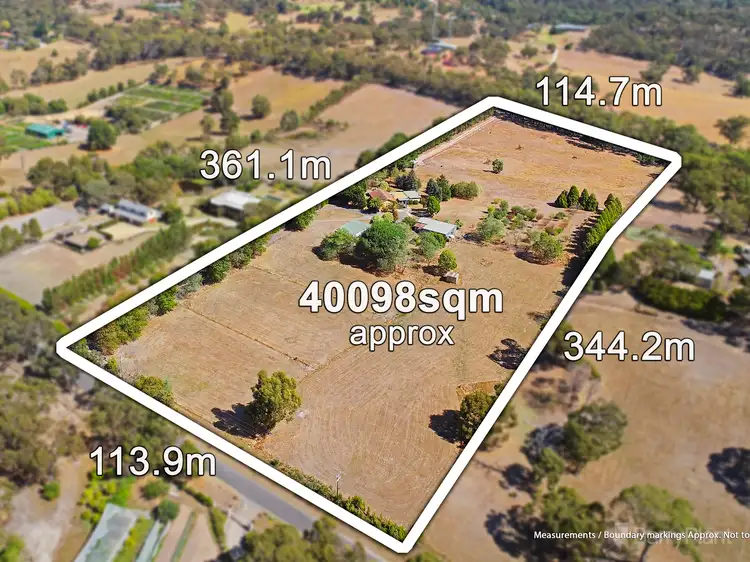 17 Cormilio Drive, Wandin North VIC 3139