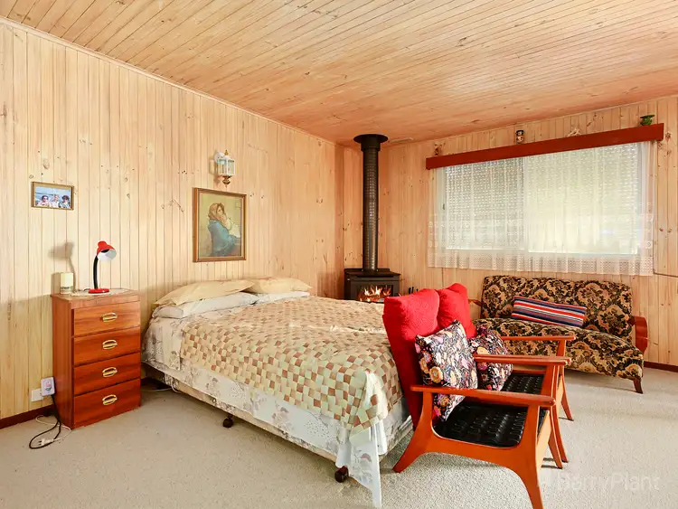 Fifth view of Homely house listing, 17 Cormilio Drive, Wandin North VIC 3139